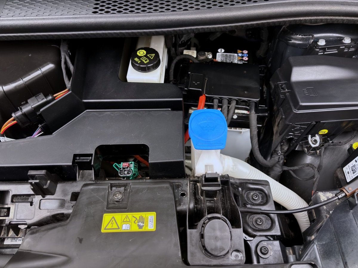 Thumb 17: Volkswagen ID.3 PRO PERFORMANCE 1ST MAX PANO MATRIX KAMERA NAVI