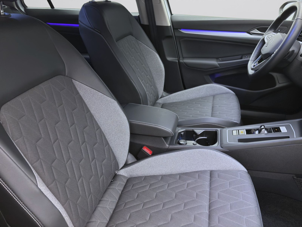 Thumb 15: Volkswagen Golf Variant 1.5 eTSI DSG GOAL AHK KAMERA PDC ACC