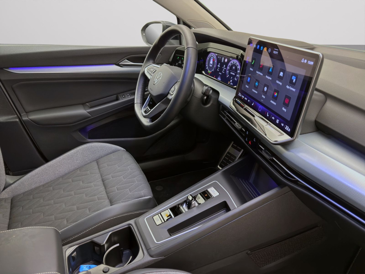 Thumb 16: Volkswagen Golf Variant 1.5 eTSI DSG GOAL AHK KAMERA PDC ACC