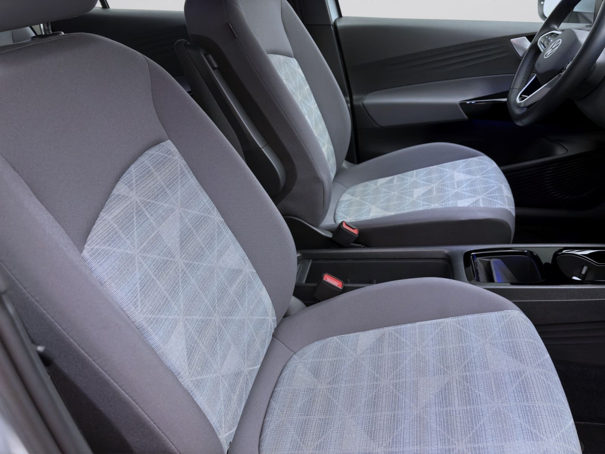 Thumb 15: Volkswagen ID.3 PURE PERFORMANCE CITY NAVI PDC LED SITZHZG