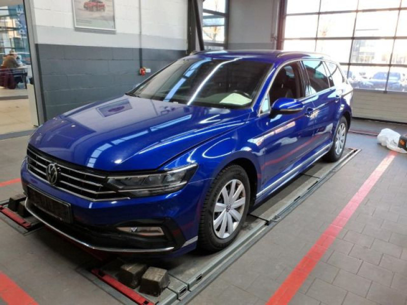Bild 0: Volkswagen Passat Variant 2.0 TDI DSG R-LINE AHK NAVI KAMERA SITZHZG
