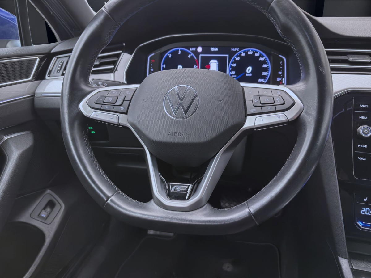Thumb 11: Volkswagen Passat Variant 2.0 TDI DSG R-LINE AHK NAVI KAMERA SITZHZG