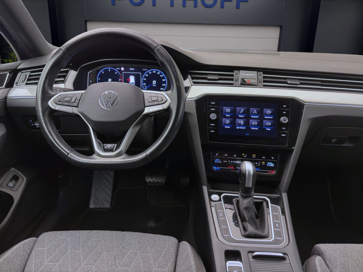 Thumb 12: Volkswagen Passat Variant 2.0 TDI DSG R-LINE AHK NAVI KAMERA SITZHZG