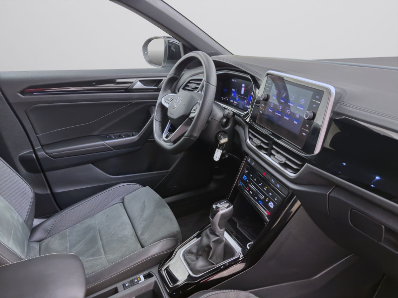 Bild 16: Volkswagen T-Roc 1.5 TSI DSG R-LINE AHK KAMERA NAVI PDC