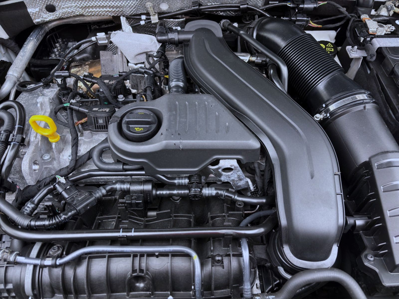 Bild 17: Volkswagen T-Roc 1.5 TSI DSG R-LINE AHK KAMERA NAVI PDC