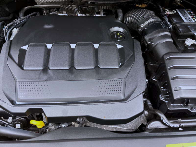 Bild 17: Volkswagen Touran 2.0 TDI DSG ACTIVE AHK NAVI PDC SITZHZG