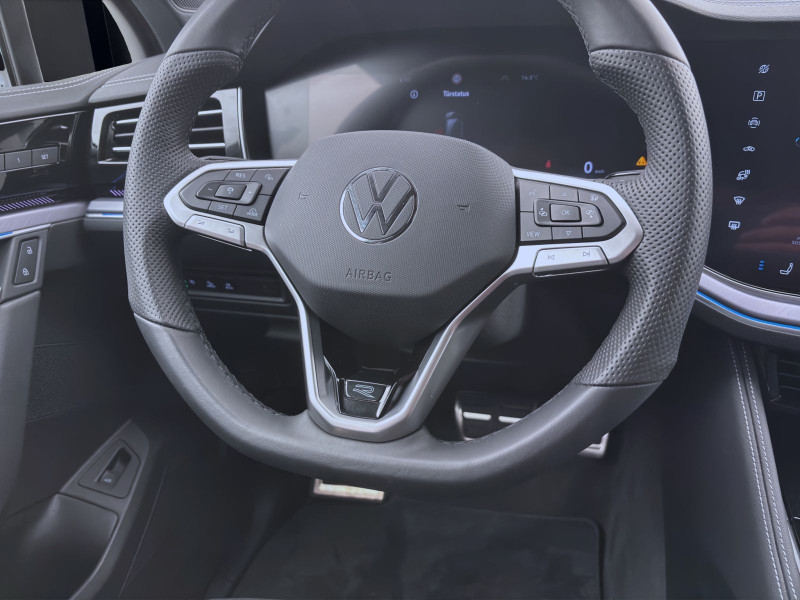 Bild 11: Volkswagen Touareg 3.0 TDI V6 Tiptronic 4M R-LINE AHK LUFT NAVI IQ.LIGHT