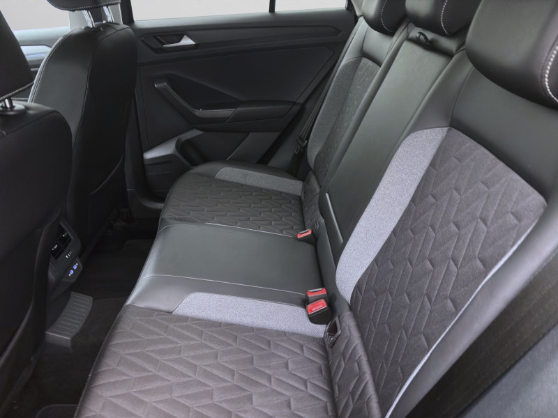 Bild 14: Volkswagen T-Roc 2.0 TDI DSG GOAL AHK NAVI KAMERA