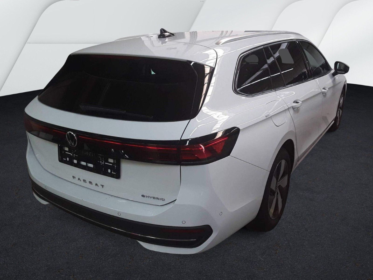 Thumb 1: Volkswagen Passat Variant 1.5 TSI eHybrid DSG BUSINESS AHK NAVI KAMERA ACC