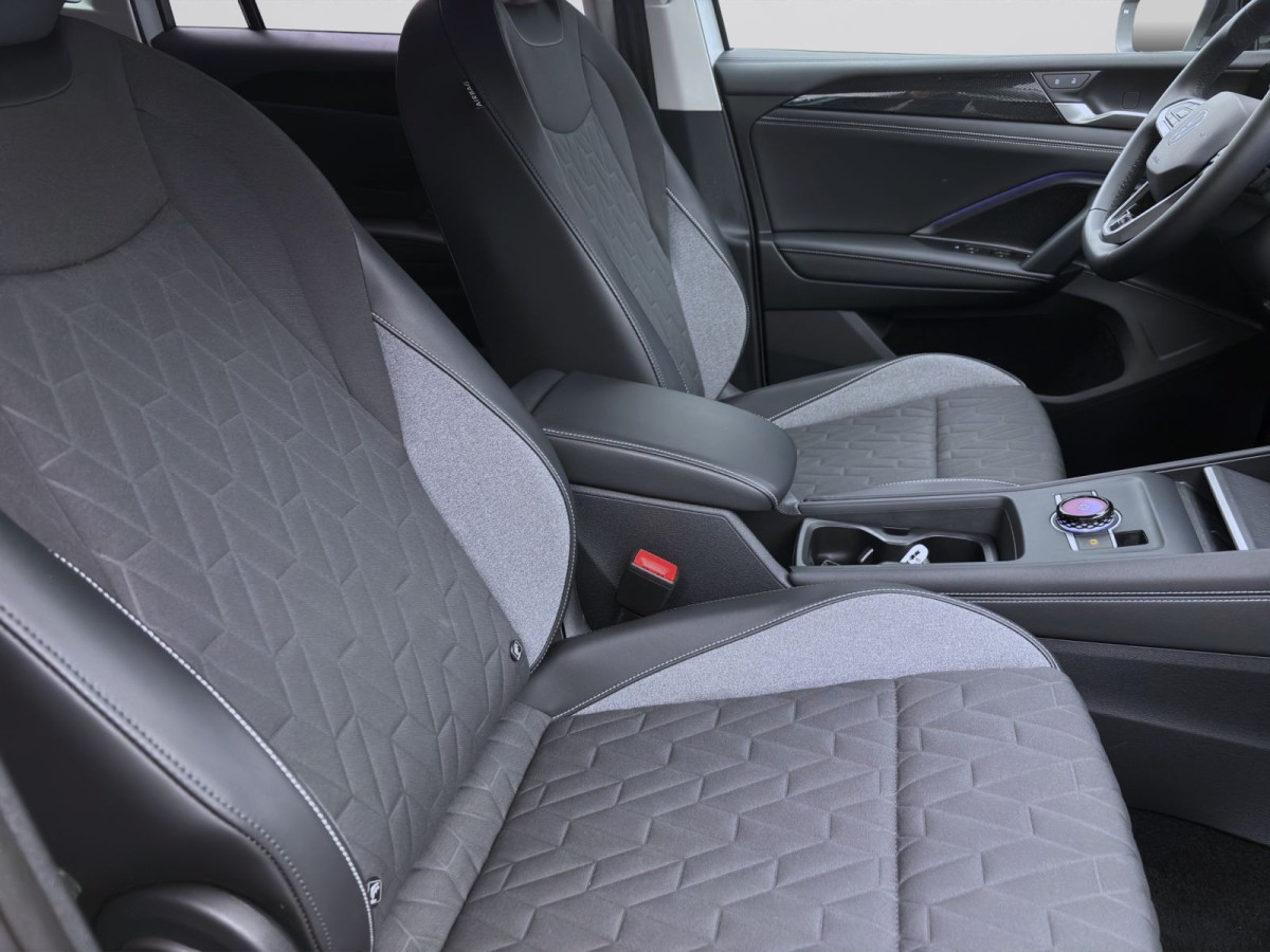Thumb 15: Volkswagen Tiguan 1.5 eTSI DSG GOAL AHK KAMERA NAVI PDC