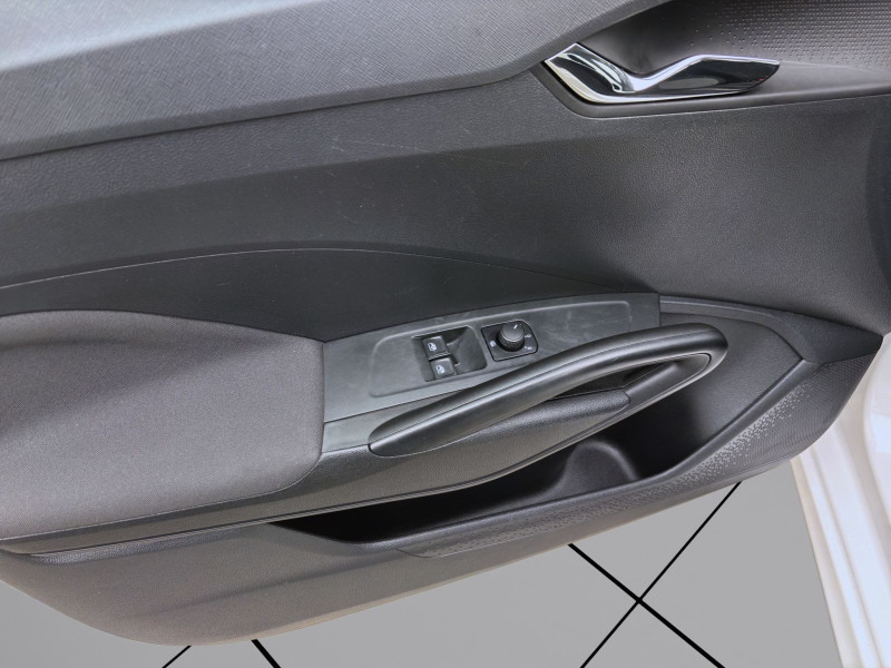 Bild 9: Škoda Fabia 1.0 MPI ACTIVE PDC LED KLIMA DAB+