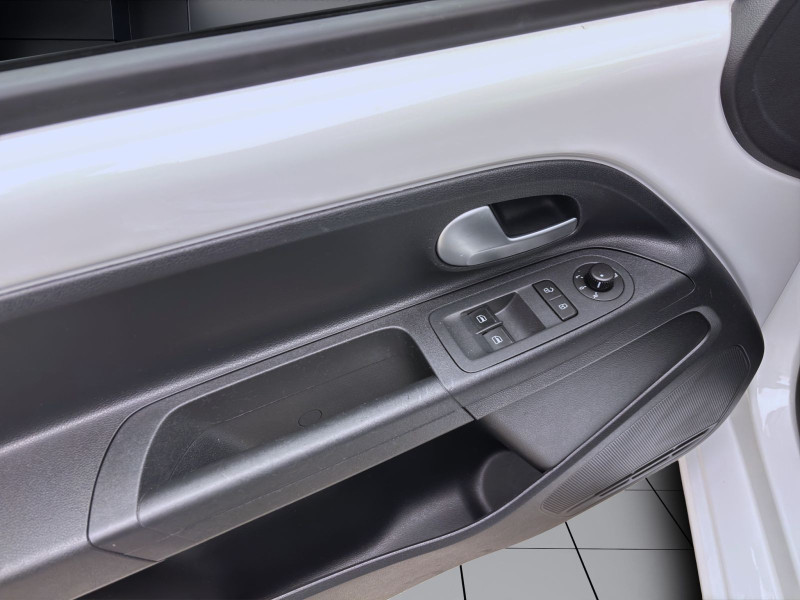 Bild 9: Volkswagen up! 1.0 MPI MOVE UP! KAMERA SITZHZG PDC KLIMA