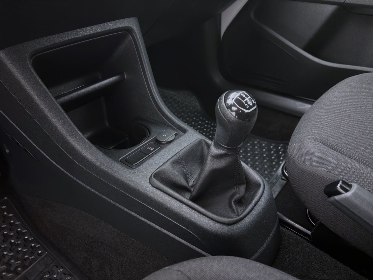 Thumb 13: Volkswagen up! 1.0 MPI MOVE UP! KAMERA SITZHZG PDC KLIMA