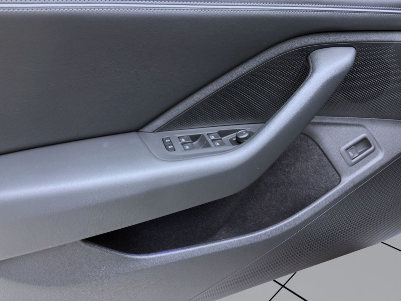 Bild 9: Volkswagen Passat Variant 2.0 TDI DSG ELEGANCE AHK NAVI IQ.LIGHT ACC