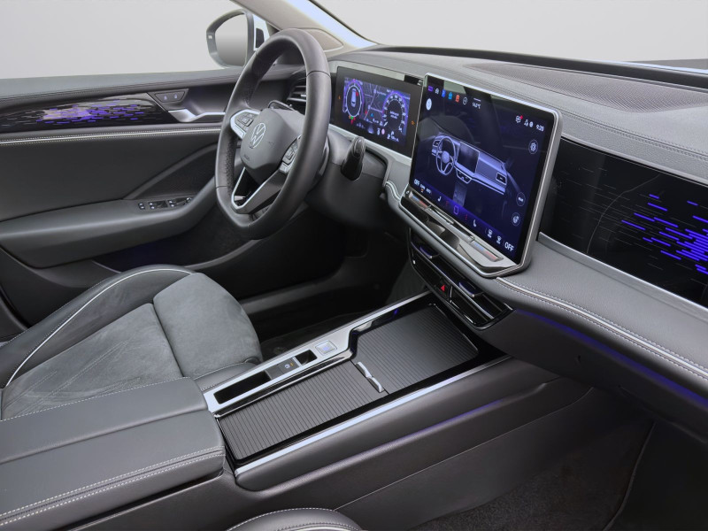 Bild 16: Volkswagen Passat Variant 2.0 TDI DSG ELEGANCE AHK NAVI IQ.LIGHT ACC