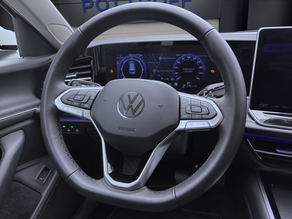 Thumb 10: Volkswagen Passat Variant 2.0 TDI DSG ELEGANCE AHK NAVI IQ.LIGHT ACC