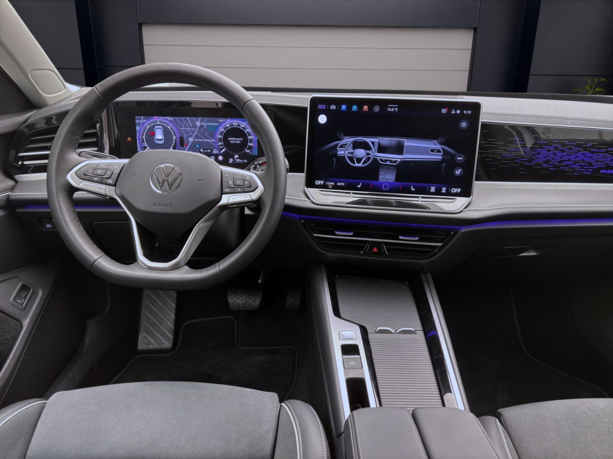 Thumb 12: Volkswagen Passat Variant 2.0 TDI DSG ELEGANCE AHK NAVI IQ.LIGHT ACC