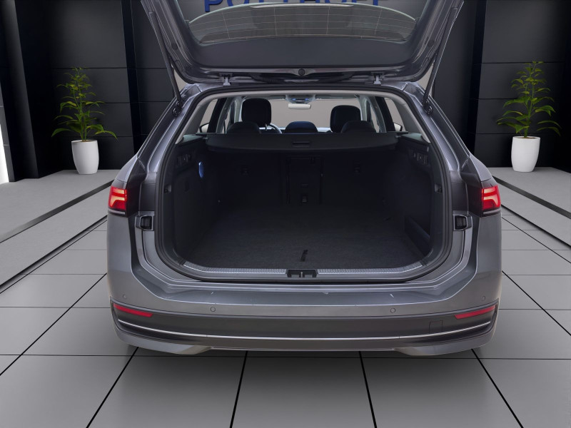 Bild 3: Volkswagen Passat Variant 1.5 TSI eHybrid DSG BUSINESS AHK KAMERA NAVI PDC