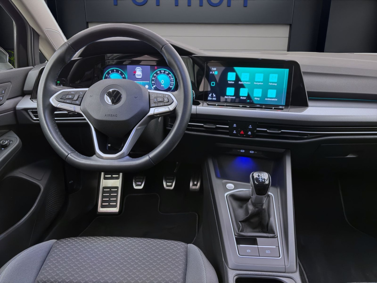 Thumb 12: Volkswagen Golf 1.5 TSI ACTIVE ACC PDC STDHZG NAVI MATRIX