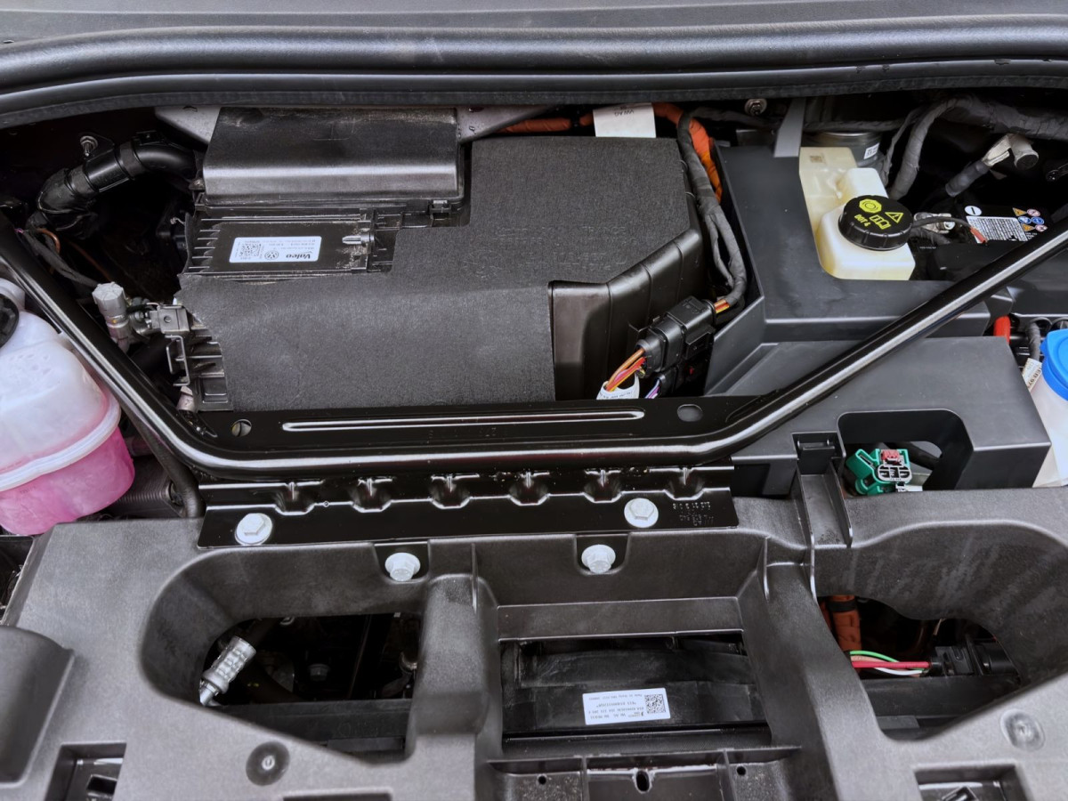 Thumb 17: Volkswagen ID.4 PURE PERFORMANCE NAVI IQ.LIGHT KAMERA SITZHZG