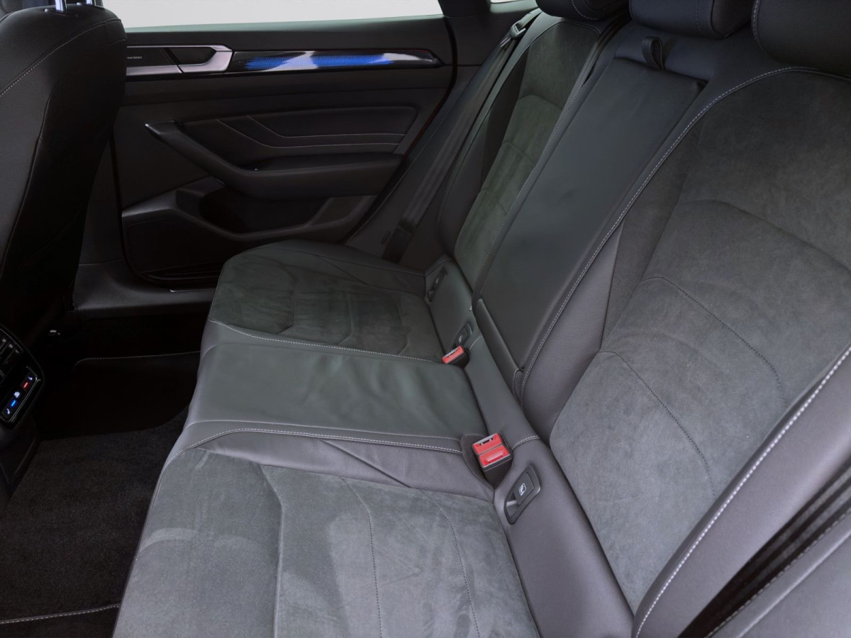 Thumb 14: Volkswagen Arteon Shooting Brake 2.0 TSI DSG R-LINE STDHZG NAVI KAMERA LM20