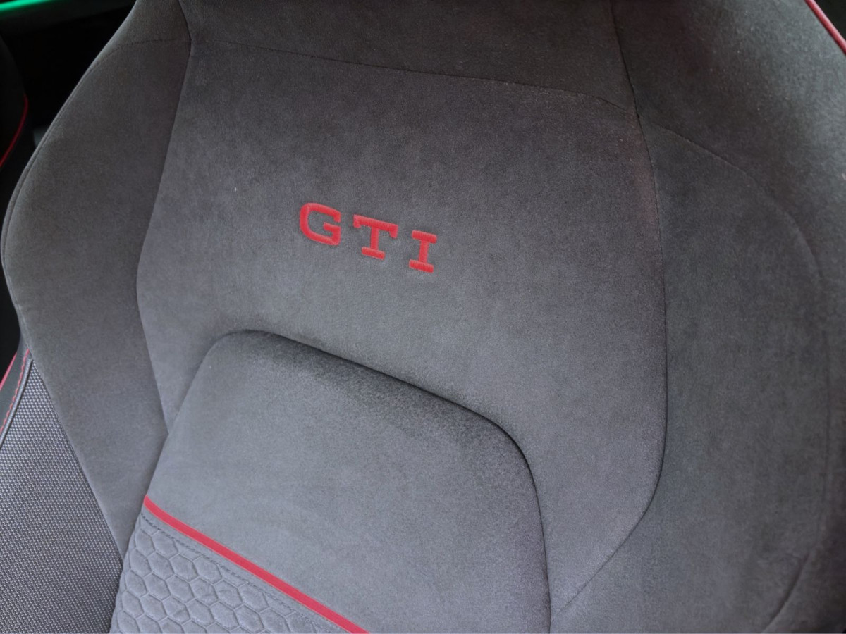 Thumb 17: Volkswagen Golf GTI CLUBSPORT NAVI KAMERA IQ.LIGHT DCC HuD