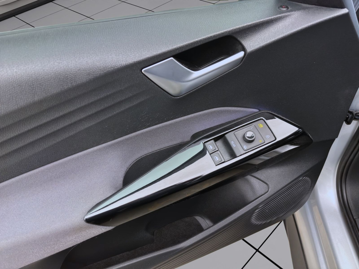 Thumb 9: Volkswagen ID.3 PRO PERFORMANCE NAVI LED PDC KLIMA DAB+