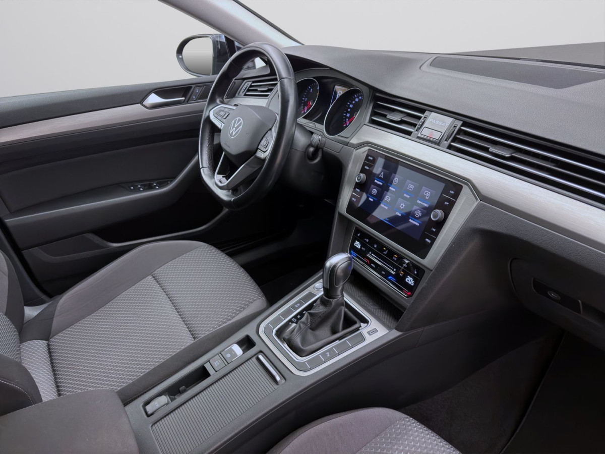 Thumb 16: Volkswagen Passat Variant 2.0 TDI DSG NAVI KAMERA SITZHZG PDC LED