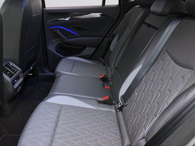 Bild 14: Volkswagen Tiguan 2.0 TDI DSG GOAL AHK NAVI ACC SITZHZG