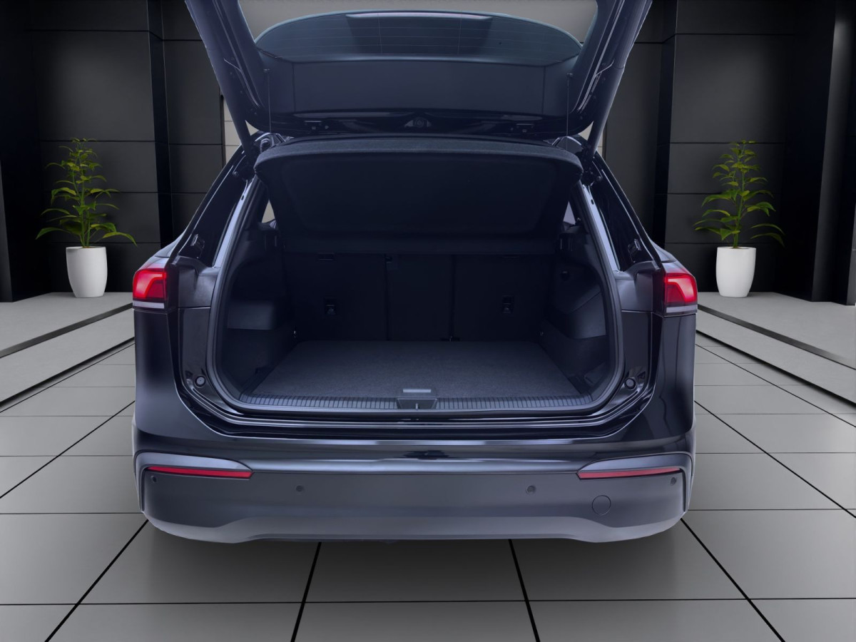 Thumb 3: Volkswagen Tiguan 2.0 TDI DSG GOAL AHK NAVI ACC SITZHZG