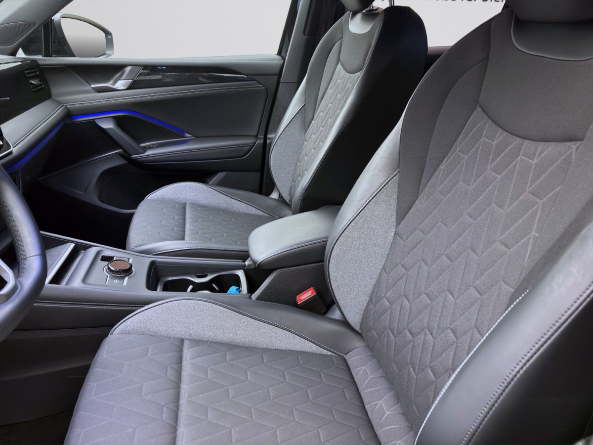 Thumb 8: Volkswagen Tiguan 2.0 TDI DSG GOAL AHK NAVI ACC SITZHZG