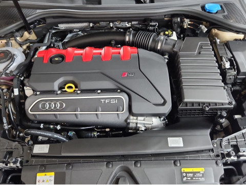 Audi - RS 3 Sportback