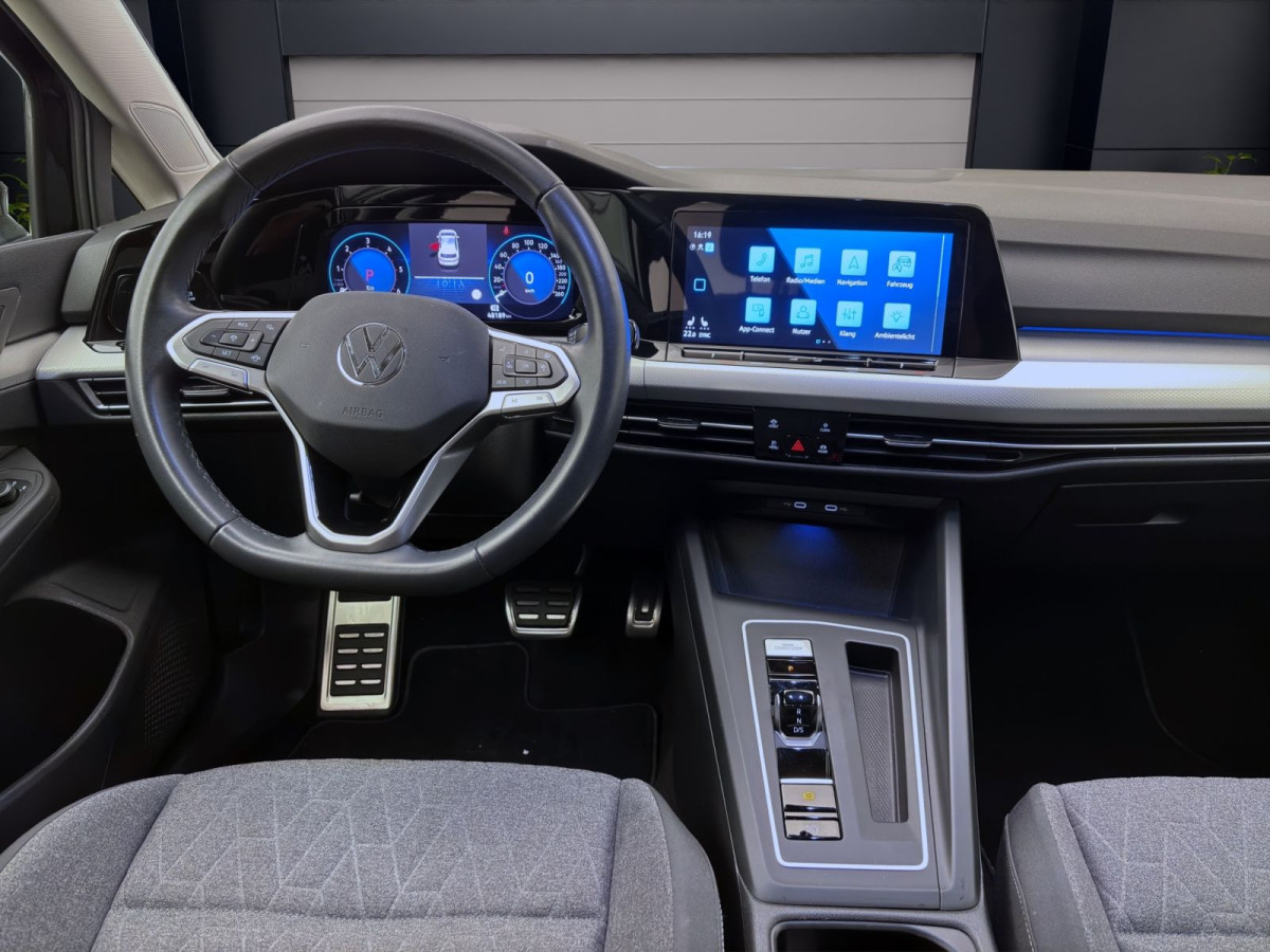 Thumb 12: Volkswagen Golf 2.0 TDI DSG MOVE AHK KAMERA PDC NAVI