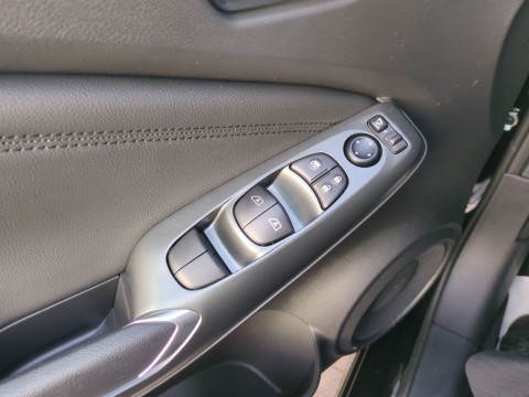 Ansicht 18 - Gebrauchtwagen Fahrzeug, Modell Juke der Marke Nissan von Verkäufer C. Thomsen GmbH