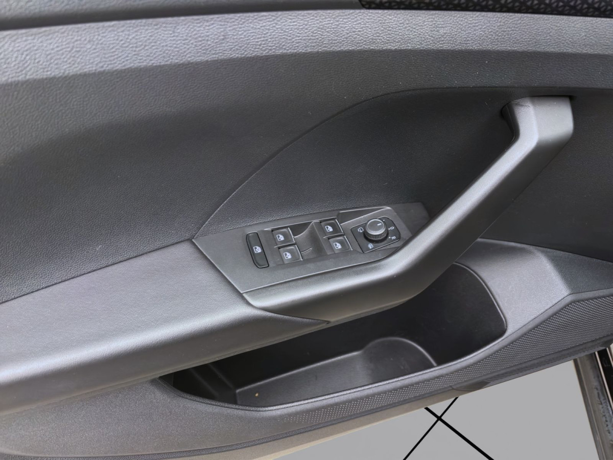 Thumb 9: Volkswagen T-Cross 1.0 TSI DSG STYLE KAMERA ACC SITZHZG LED