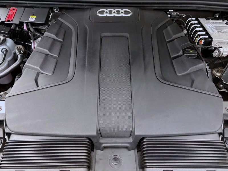 Bild 17: Audi Q7 50 TDI Q COMPETITION PLUS PANO HD-MATRIX LM22 B&O