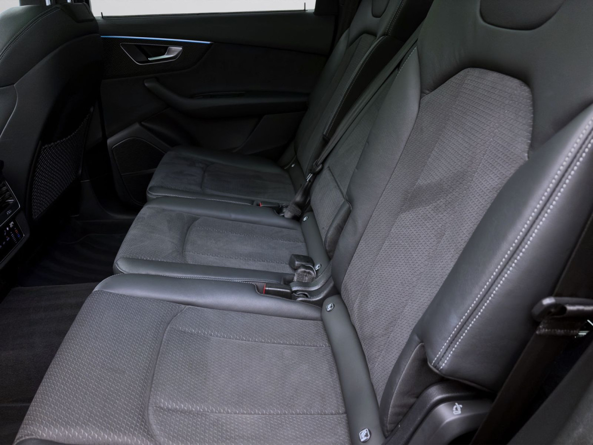 Thumb 15: Audi Q7 50 TDI Q COMPETITION PLUS PANO HD-MATRIX LM22 B&O