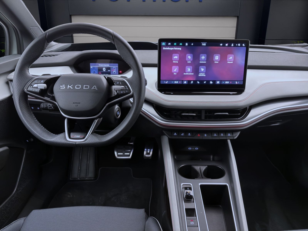 Thumb 12: Škoda Elroq 85 FIRST EDITION LODGE AHK NAVI HuD SITZHZG