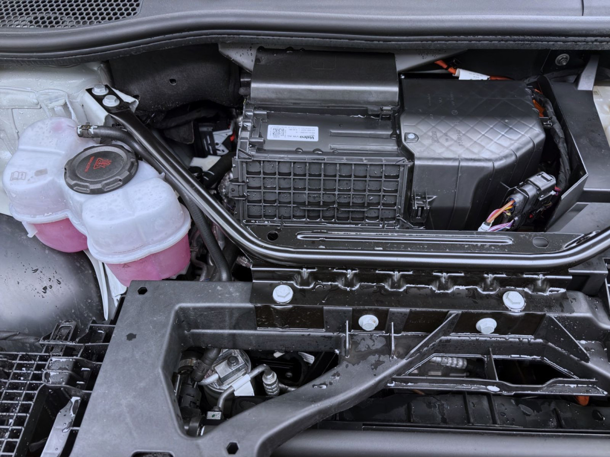 Thumb 17: Škoda Elroq 85 FIRST EDITION LODGE AHK NAVI HuD SITZHZG