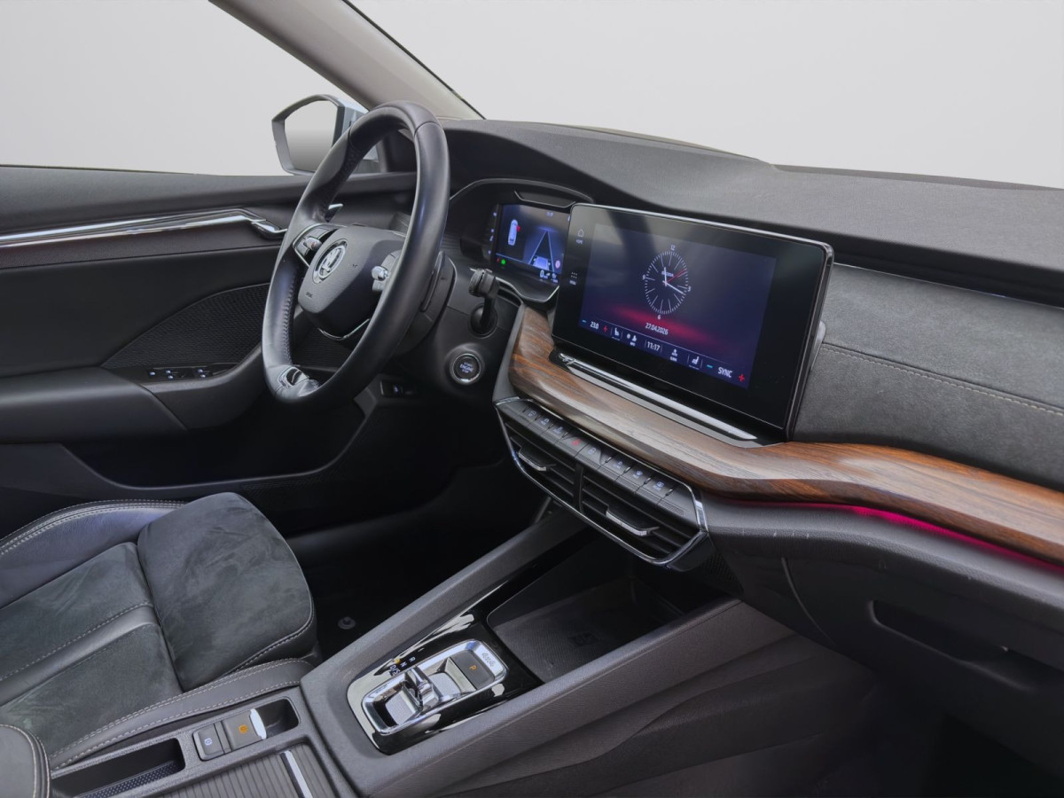 Thumb 16: Škoda Octavia Combi 2.0 TDI DSG 4x4 SCOUT AHK NAVI SITZHZG PDC