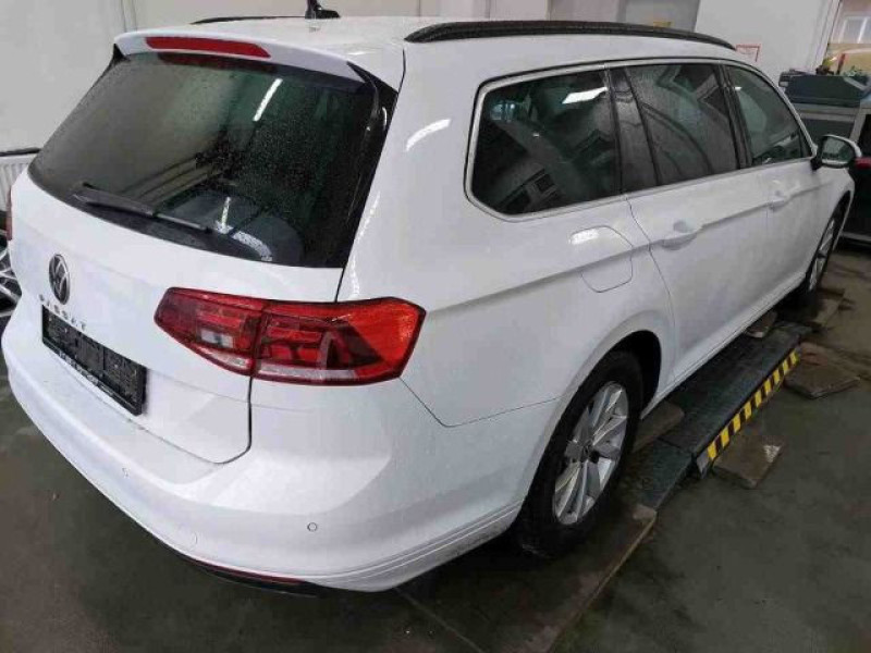 Bild 1: Volkswagen Passat Variant 2.0 TDI DSG BUSINESS NAVI KAMERA SITZHZG ACC