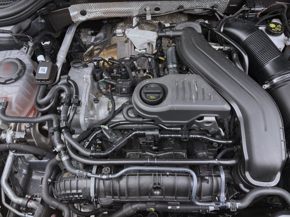 Thumb 16: Volkswagen Golf Variant 1.5 eTSI DSG GOAL NAVI AHK KAMERA KLIMA