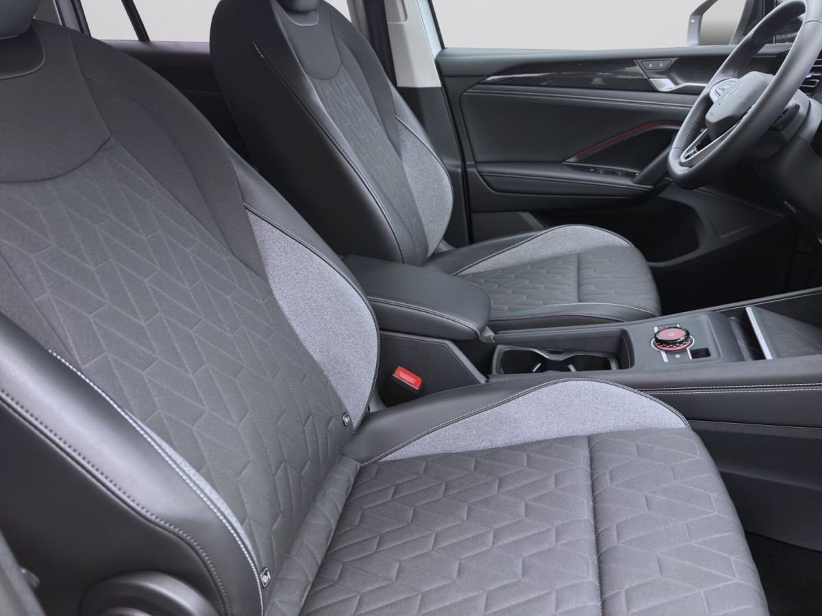 Thumb 15: Volkswagen Tiguan 2.0 TDI DSG GOAL AHK KAMERA NAVI PDC