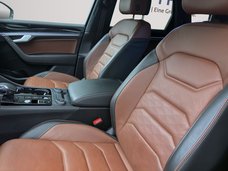 Bild 8: Volkswagen Touareg 3.0 TDI DSG 4M R-LINE LUFT STDHZG AHK NAVI