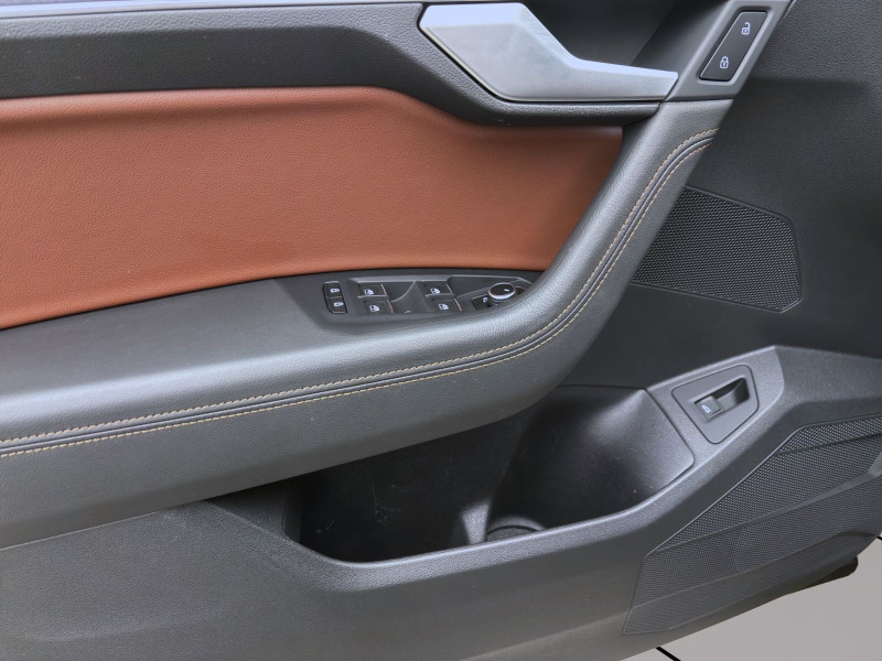 Bild 9: Volkswagen Touareg 3.0 TDI DSG 4M R-LINE LUFT STDHZG AHK NAVI