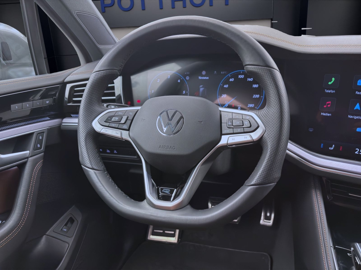 Thumb 10: Volkswagen Touareg 3.0 TDI DSG 4M R-LINE LUFT STDHZG AHK NAVI