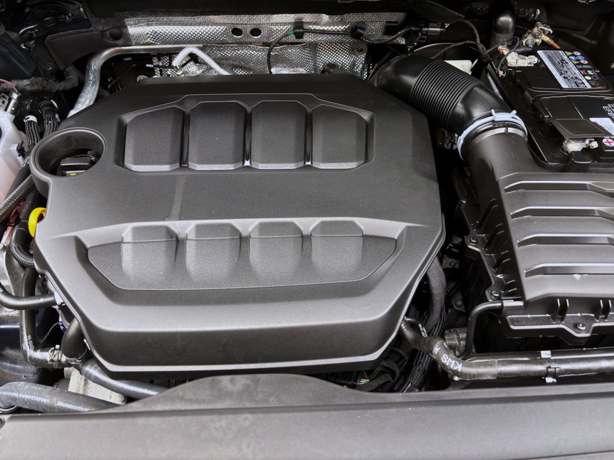 Thumb 17: Volkswagen Tiguan 4M R AHK NAVI IQ.LIGHT DCC ACC KAMERA