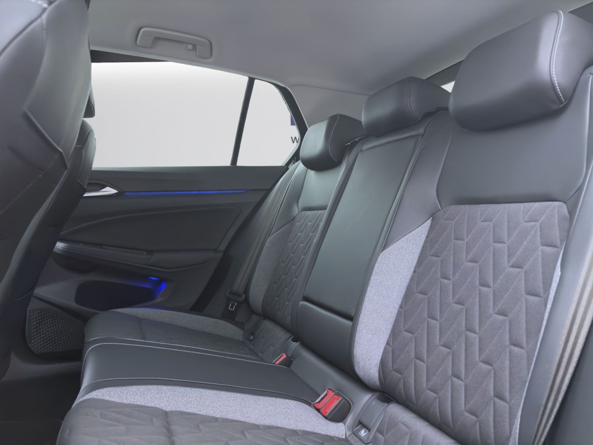 Thumb 14: Volkswagen Golf 2.0 TDI DSG GOAL AHK NAVI KAMERA PDC