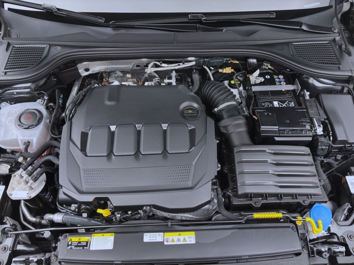 Thumb 16: Volkswagen Golf 2.0 TDI DSG GOAL AHK NAVI KAMERA PDC