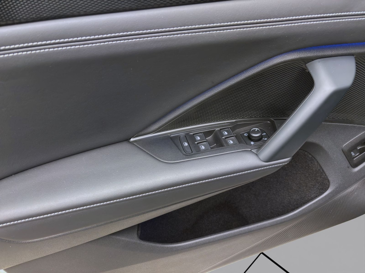 Thumb 9: Volkswagen Tiguan 2.0 TDI DSG GOAL AHK NAVI KAMERA IQ.LIGHT